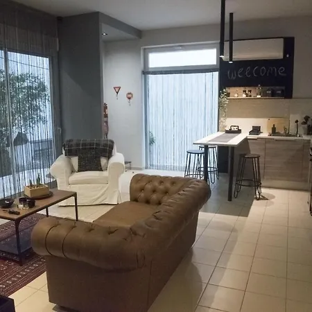 Friends Luxury Apartment In Marousi Atény Exteriér fotografie