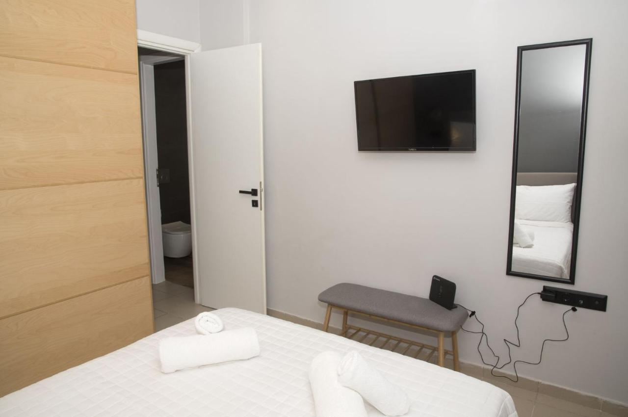 Friends Luxury In Marousi Athens